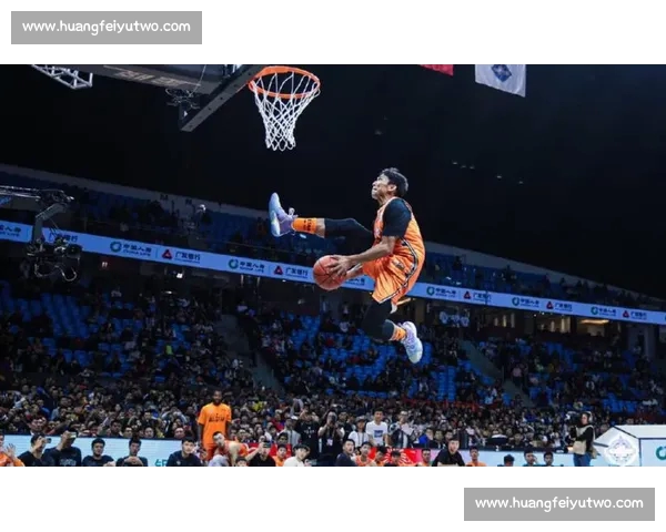 最新赛季篮球精彩对决全解析球员表现与战术趋势深度报道 最新赛季篮球精彩对决全解析球员表现与战术趋势深度报道