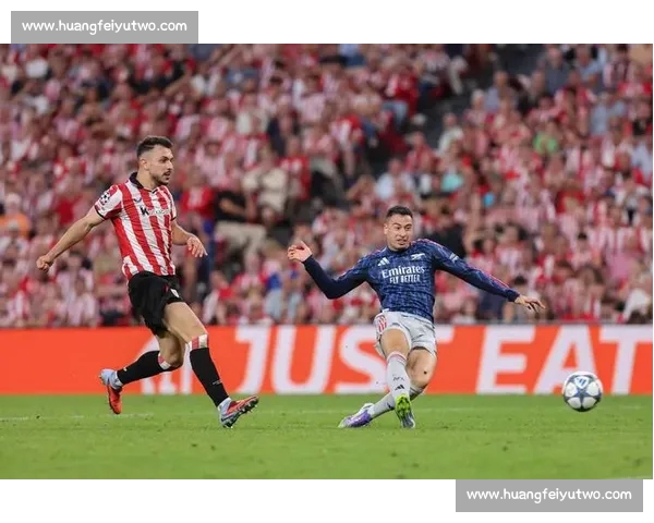 欧冠球队进攻防守能力全面对比与战术分析 欧冠球队进攻防守能力全面对比与战术分析